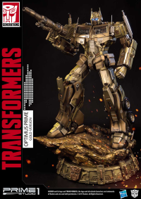 Premium Masterline Transformers: Generation 1 Optimus Prime Gold Version 8
