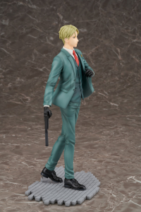 SPY×FAMILY Loid Forger 1/7 Scale Figure 7