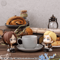 Lookup Attack on Titan Hange Zoe & Erwin Smith set【with gift】 6