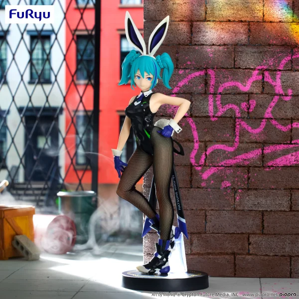 FuRyu Hatsune Miku　BiCute Bunnies Figure -Street Violet Color ver.- - Hatsune Miku