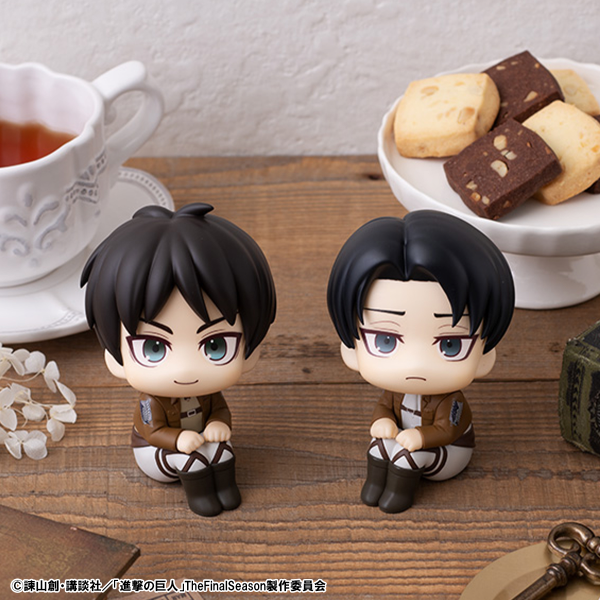 Lookup Attack on Titan Ellen Jaeger & Levi set【with gift】