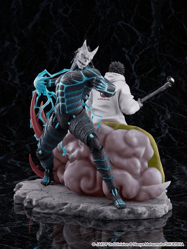 CyberZ Kaiju No. 8 & Kafka Hibino　1/7 Scale Figure - Kaiju No. 8