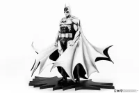 PureArts SDCC 2024 DC HEROES : Batman B&W PX PVC 1/8 Statue - DC Comics - photo 3