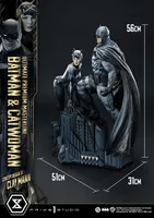 Prime 1 Studio Ultimate Premium Masterline Batman (Comics) Batman & Catwoman (Concept Design by CLAY MANN)		 - DC Comics - photo 36