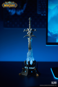 World of Warcraft® 20th Anniversary Frostmourne Collector's Edition Replica 1