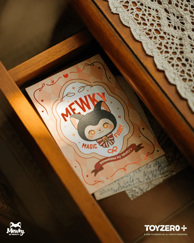 TOYZEROPLUS Moffy's - Mewky Vertical Postcard (Black Cat Head) - Mewky
