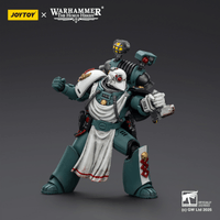 Sons of Horus Legion Apothecary 5