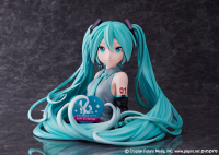 Hatsune Miku 16th Anniversary Bust Figure 4