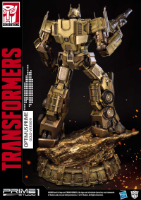 Premium Masterline Transformers: Generation 1 Optimus Prime Gold Version 7