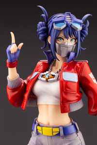 TRANSFORMERS OPTIMUS PRIME DELUXE EDITION BISHOUJO STATUE 4