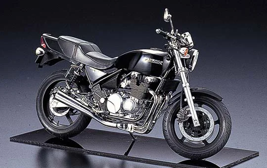 Aoshima [1/12 BIKE #001] 1/12 KAWASAKI ZEPHYR (KAWASAKI) - Scale Kits