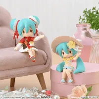 SEGA fuwa petit Hatsune Miku Series Perching Mini Figure Hatsune Miku Vol.2 (EX) [Pack of: 1 Chinatown, 1 Swimsuit] - Hatsune Miku - photo 1