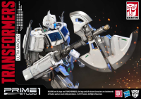 Premium Masterline Transformers: Generation 1 Ultra Magnus 8