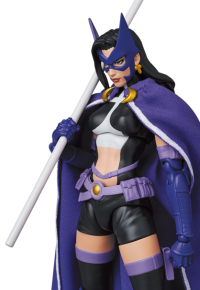 MAFEX HUNTRESS (BATMAN:HUSH) 7