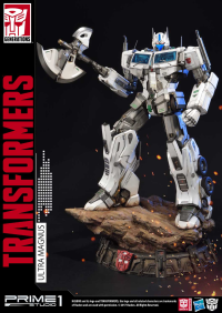Premium Masterline Transformers: Generation 1 Ultra Magnus 17