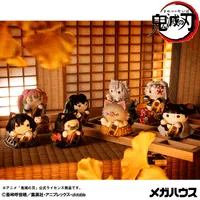 MegaHouse MEGA CAT PROJECT Demon Slayer：Kimetsu no Yaiba Demon Slayer Fortune Cats ver. 02 - Demon Slayer: Kimetsu no Yaiba - photo 4