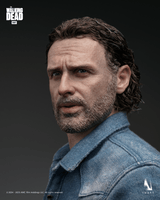 INART - The Walking Dead Season 8 - Rick Grimes 1/6 Collectible Figure 4