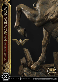 Museum Masterline Wonder Woman (Film) Wonder Woman on HorseBack Gold Version 13