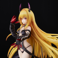 To Love-Ru Darkness - Golden Darkness Darkness Ver. 1/6		 5