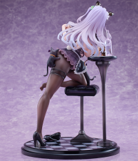 Maids of House MB, Mia 19