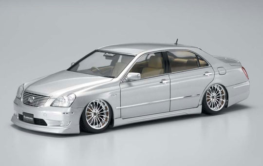 SUPER VIPCAR: 1/24 ADMIRATION CREATEUR 18 MAJESTA EARLY Ver. (TOYOTA)