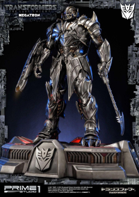 Museum Masterline Transformers: The Last Knight (Film) Megatron 17