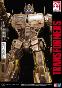 Premium Masterline Transformers: Generation 1 Optimus Prime Antique Gold Version 18