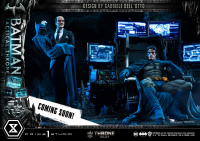 Throne Legacy Batman (Comics) Batman Tactical Throne "Design by Gabriele Dell'Otto" Ultimate Bonus Version 54