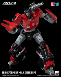 Transformers - MDLX Sideswipe 13