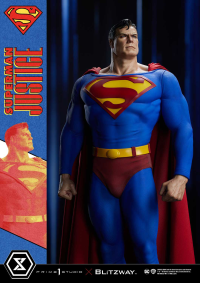 Premium Masterline Justice (Comics) Superman 18