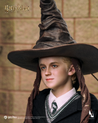Harry Potter and the Philosopher's Stone - Draco Malfoy 1/6 Collectible Figure 8
