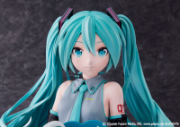 Hatsune Miku 16th Anniversary Bust Figure 6