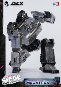 Transformers: War for Cybertron Trilogy - DLX Megatron 15