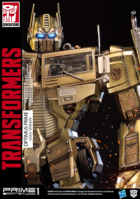 Premium Masterline Transformers: Generation 1 Optimus Prime Gold Version 18