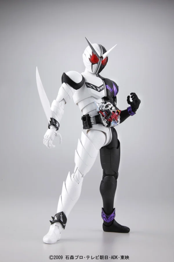 BANDAI HOBBY MG Figure-rise 1/8 Kamen Rider w/ Fang Joker - Kamen Rider: Masked Rider