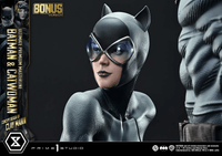 Ultimate Premium Masterline Batman (Comics) Batman & Catwoman (Concept Design by CLAY MANN) Bonus Version 			 36