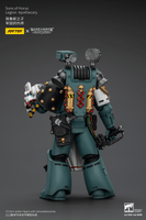 Sons of Horus Legion Apothecary 16