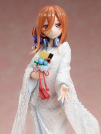 The Quintessential Quintuplets 2 Miku Nakano -Shiromuku- 1/7 Scale Figure 4