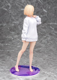 Chisato Nishikigi: Oversized Sweatshirt Ver. 5