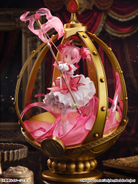 Kaname Madoka 1/7 Scale Figure 6