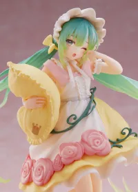 TAITO Hatsune Miku Wonderland Figure - Sleeping Beauty - Hatsune Miku - photo 2