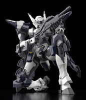KADOKAWA PLASTIC MODEL SERIES Full Metal Panic! Family 1/48 Azure Raven with Type 10 Modified Monomolecular Blade Plated Ver. + Special Display Base Designed by Kanetake Ebikawa 5