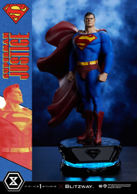 Premium Masterline Justice (Comics) Superman 28