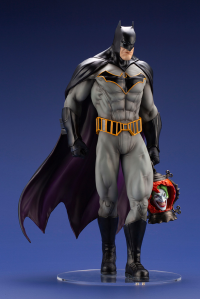 BATMAN: LAST KNIGHT ON EARTH BATMAN ARTFX STATUE 2