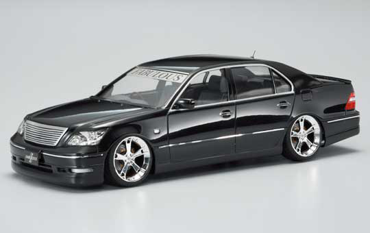 SUPER VIPCAR: 1/24 FABULOUS UCF31 CELSIOR LATE Ver. (TOYOTA)