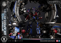 Museum Masterline Transformers: Dark of the Moon (Film) Optimus Prime Weapons Depot Bonus Version 12