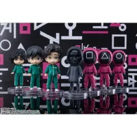 TAMASHII NATIONS Masked Manager Netflix Squid Game, Bandai Spirits Figuarts mini - Squid Game - photo 7