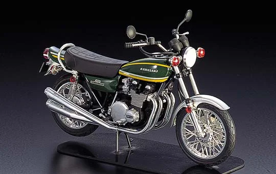 Aoshima [NAKED BIKE #012] 1/12 KAWASAKI 900 SUPER FOUR (KAWASAKI) - Scale Kits