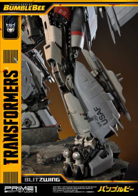 Museum Masterline Transformers: Bumblebee (Film) Blitzwing EX Version 18