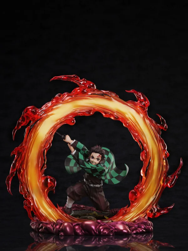 ANIPLEX Demon Slayer: Kimetsu no Yaiba Tanjiro Kamado 1/8 scale figure - Demon Slayer: Kimetsu no Yaiba